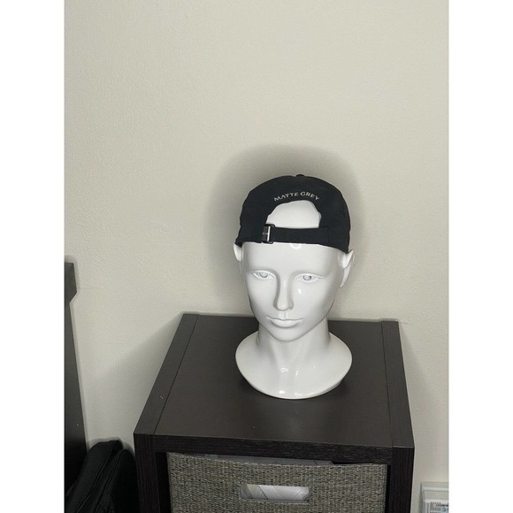 MATTE grey mens golf adjustable cap hat breathable, moisture wicking - Picture 3 of 7